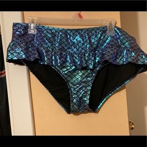 2 pairs of women’s 3XL Disney swim bottoms